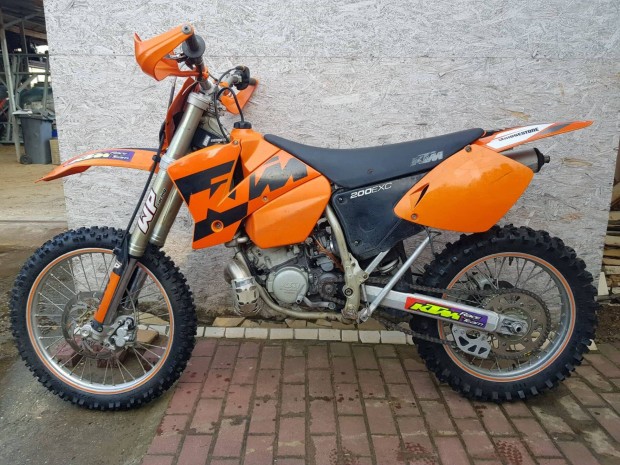 Ktm Exc 200 03 Bonts / minden alkatrsze elad