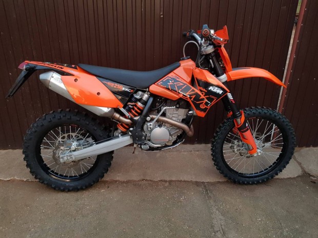 Ktm Exc 250 F Bonts / minden alkatrsze elad