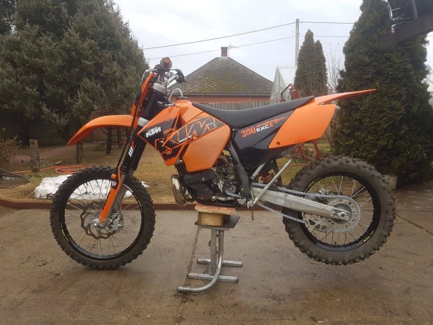 Ktm Exc 300 07 Bonts / minden alkatrsze elad