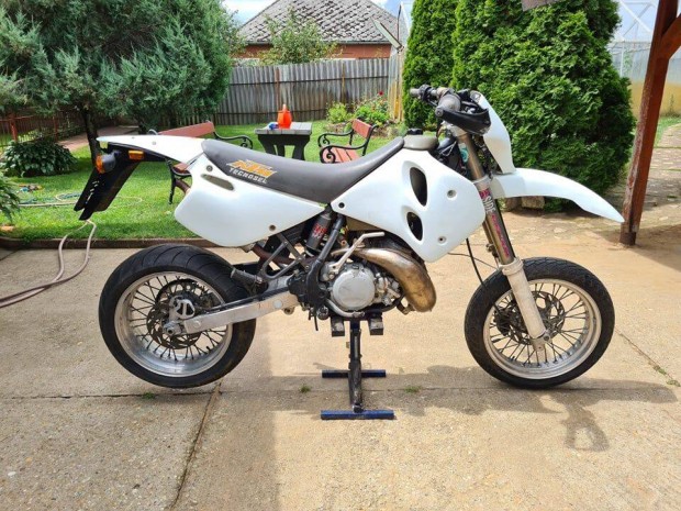 Ktm Gs 250 Bonts / minden alkatrsze elad