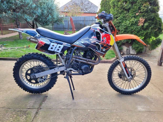 Ktm Lc4 620 bontás / minden alkatrésze eladó