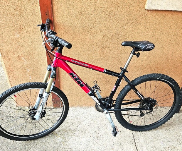 Ktm kerékpár 26os Mtb bicikli olajos tárcsafékkel szezonra felkészítve