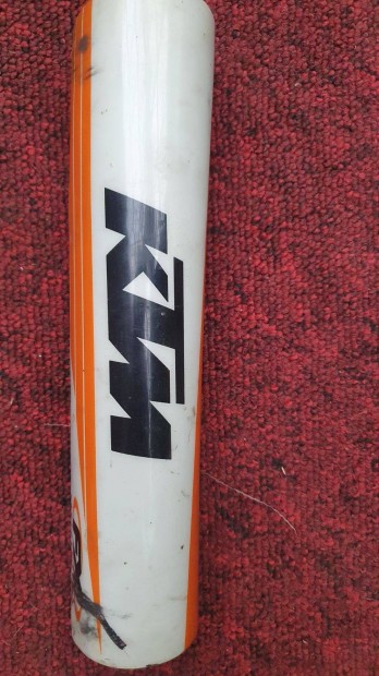 Ktm kormny szivacs