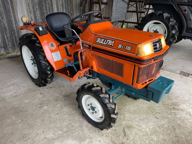 Kubota 16,5 japán kistraktor traktor yanmar iseki carraro goldoni agt