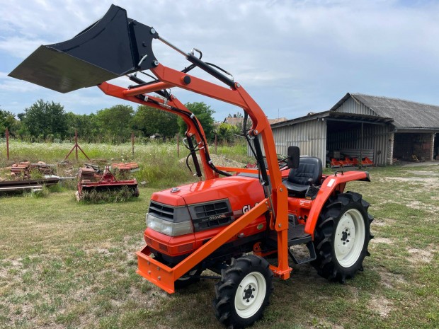 Kubota 21LE japán traktor carraro goldoni yanmar iseki agt john deere