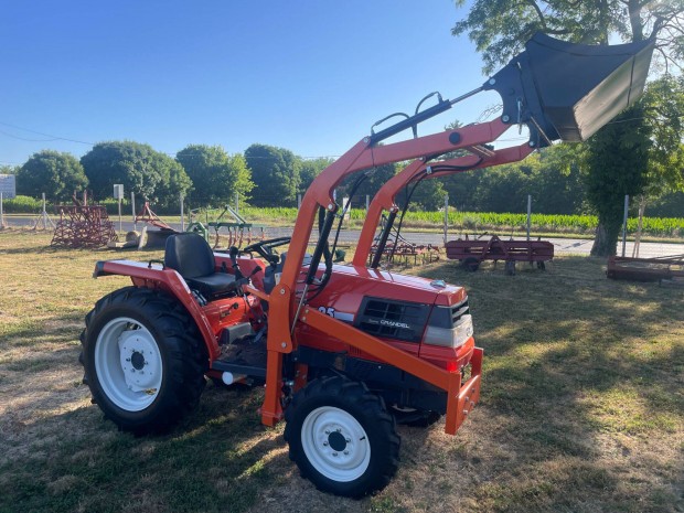 Kubota 25LE japn traktor yanmar iseki carraro agt goldoni kistraktor
