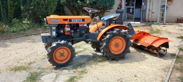 Kubota 6000 13le traktor talajmarval elad