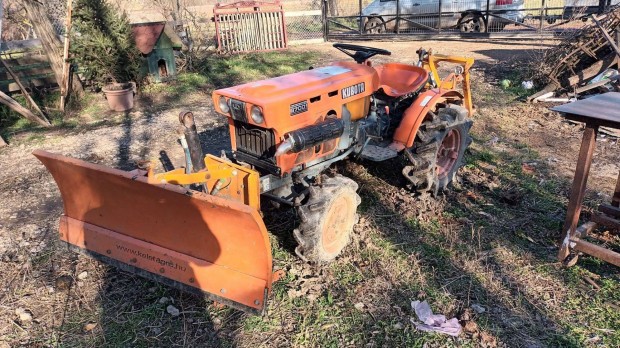 Kubota 7001 B