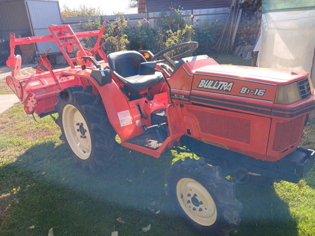 Kubota B1-16, Japn kistraktor elad.