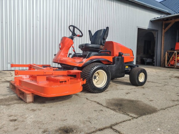 Kubota F3680 ipari fnyr diesel John deere 