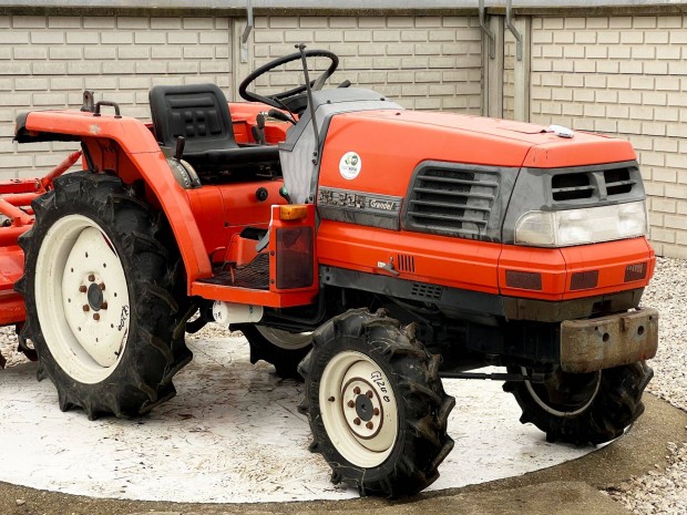 Kubota GL200 japn kistraktor