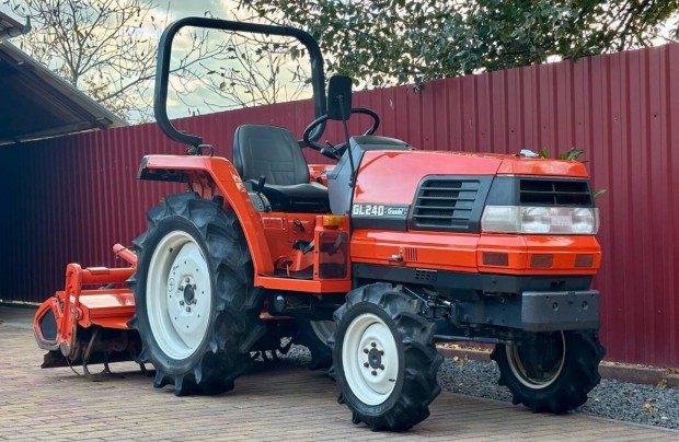Kubota GL240 japán kistraktor traktor