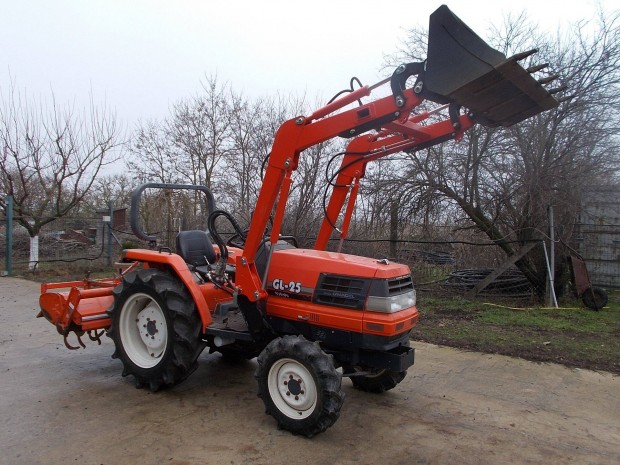 Kubota GL25 japn kistraktor