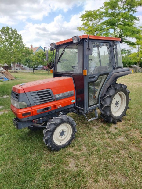 Kubota GL 220