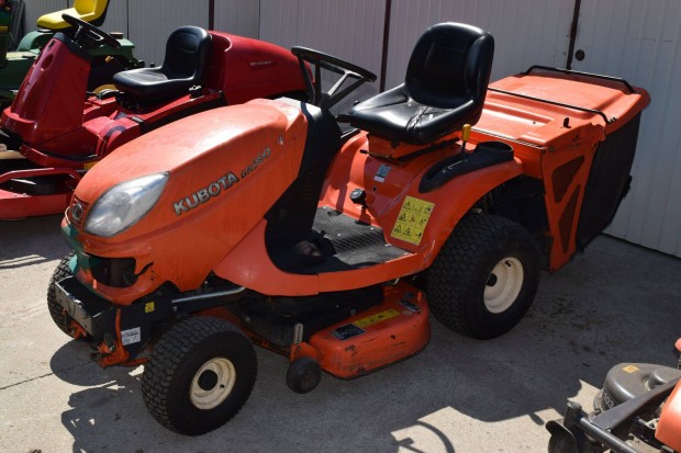 Kubota GR 1600 Fnyr Traktor Fgyjts Fnyrtraktor Diesel Kardn