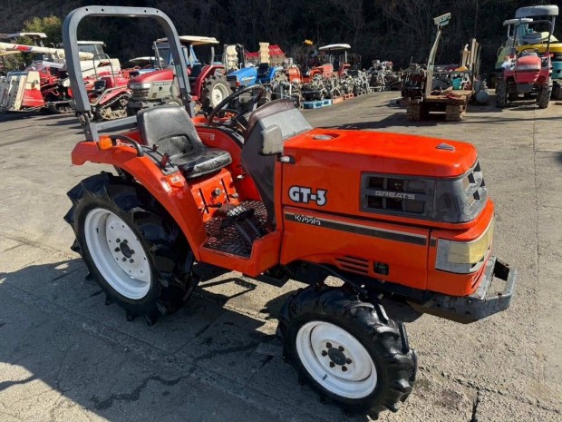 Kubota GT3, japán kistraktor