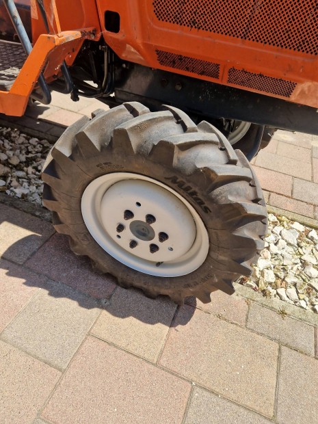 Kubota Jappn kistraktor