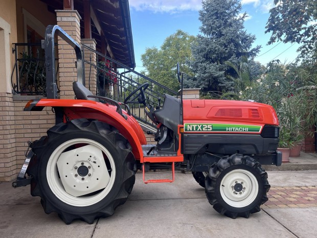 Kubota KL25 Japán Kistraktor / Traktor 454 üzemórával!