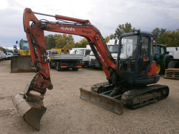 Kubota Kx161-3 5,1 tonnás gumiláncos minikotró 4 kanállal