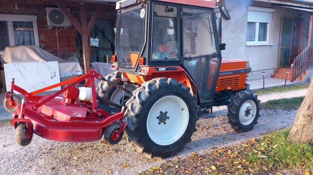 Kubota L25.50 elad