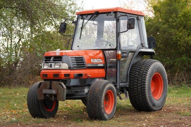 Kubota L 4200 kommunlis traktor 43 Le