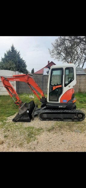 Kubota U25-3