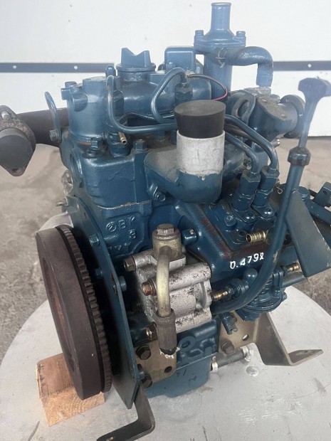 Kubota Z482 hasznlt 2hengeres motor