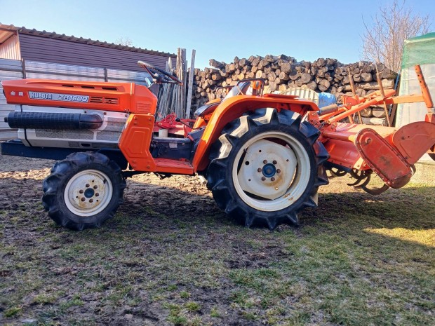 Kubota ZB 1600, Japn kistraktor talajmarjval elad.