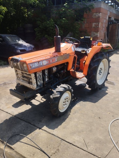Kubota kistraktor elad