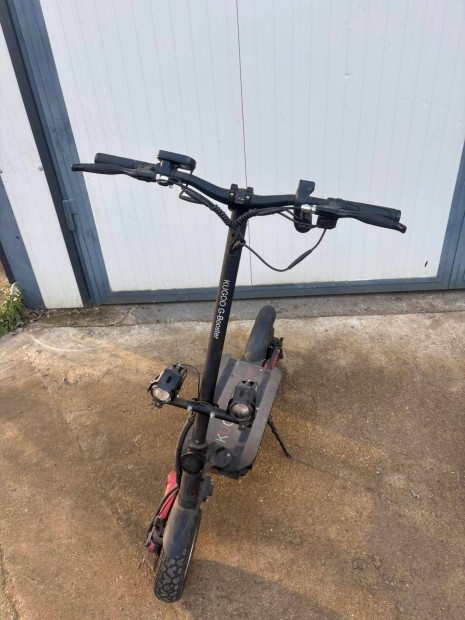 Kugoo G-Booster Elektromos roller 2x800W