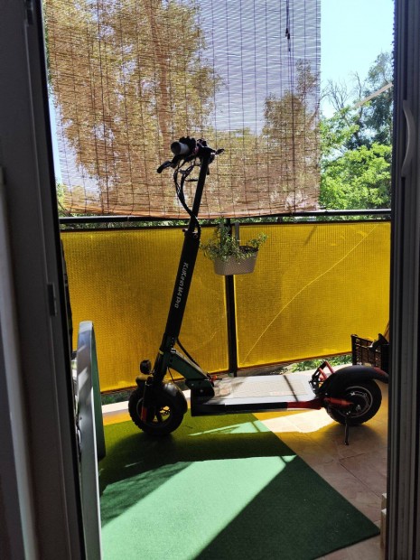 Kugoo M4 Pro elektromos roller