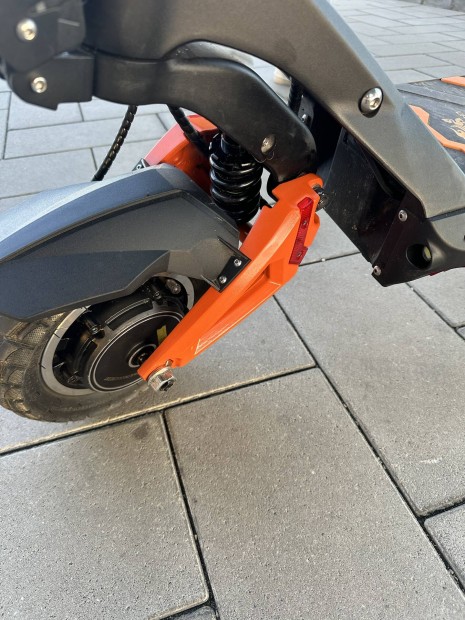 Kugoo g3 pro elektromos roller