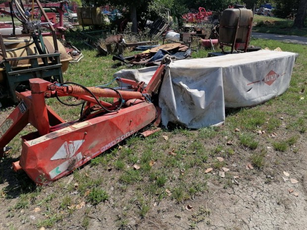 Kuhn 7 diszkes, 280 cm.-es fűkasza