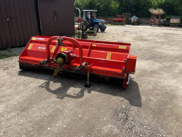 Kuhn BNG 270 kalapácsos szárzúzó mulcsozó