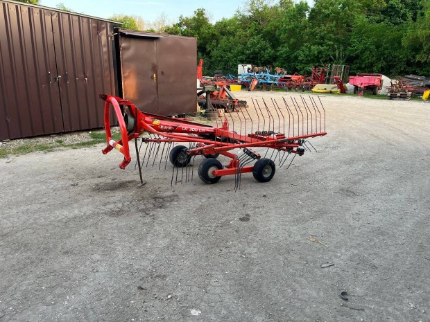 Kuhn Ga 300 Gm rendkpz rendsodr