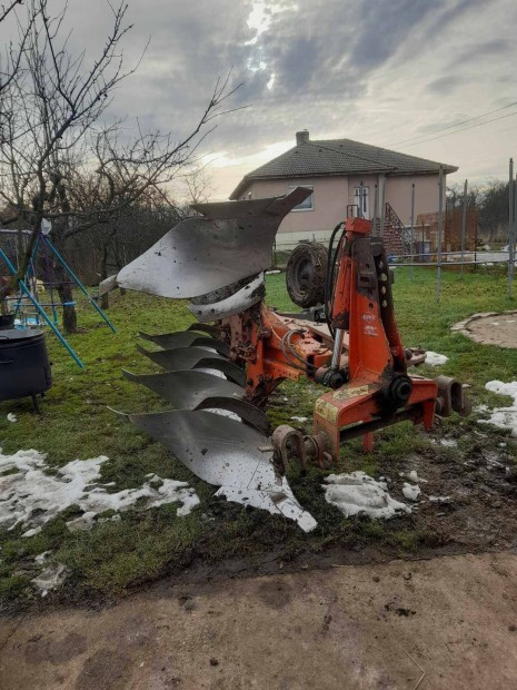 Kuhn Multimaster 121- 3+1