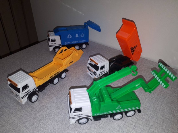 Kuks aut csomag 12 cm j
