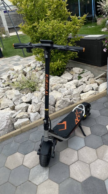 Kukirin A1 2025 elektromos roller (E-Scooter)