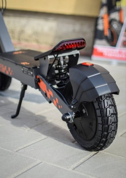 Kukirin G2 2025 800W elektromos roller Új,bontatlan csomagban