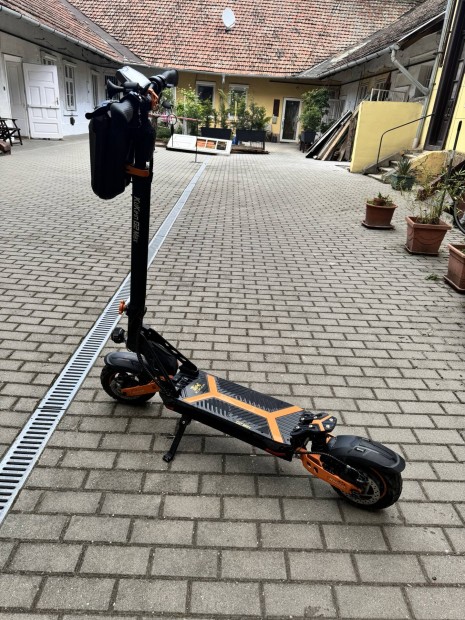 Kukirin G2 Max elektromos roller 
