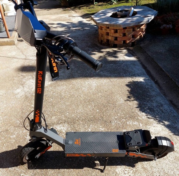 Kukirin G2 elektromos roller jszer