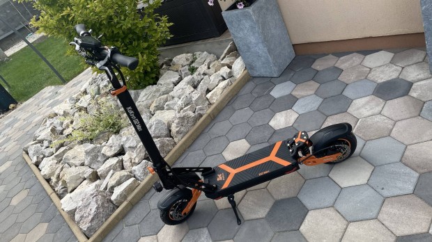 Kukirin G2 max 2025 elektromos roller (E-scooter)