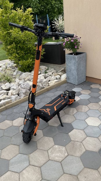 Kukirin G3 pro 2025 - dupla motoros elektromos roller