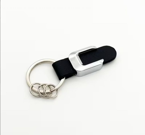 Kulcstart� E oszt�ly b�r+C logo KULCSTA elad�