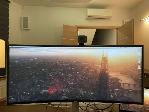 Klfldre kltzs miatt elad LG 34UC99-W 34" Ultrawide velt monitor