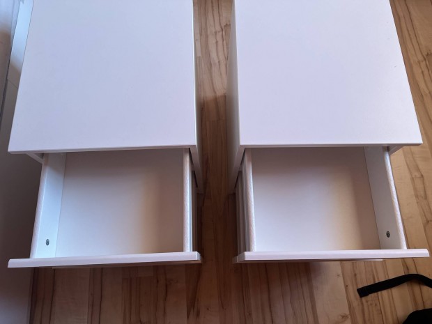 Kullen �jjeli szekr�ny 35x49cm