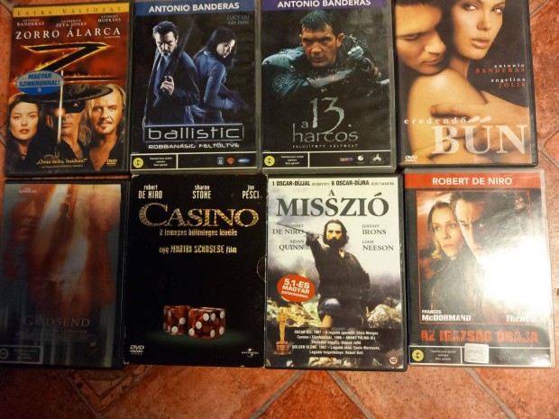 Klnbz DVD filmek DVD lemez 8 db-os csomagban