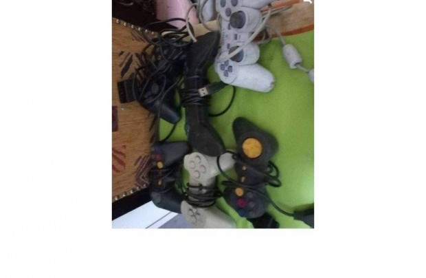 Különböző kontroller Eladó