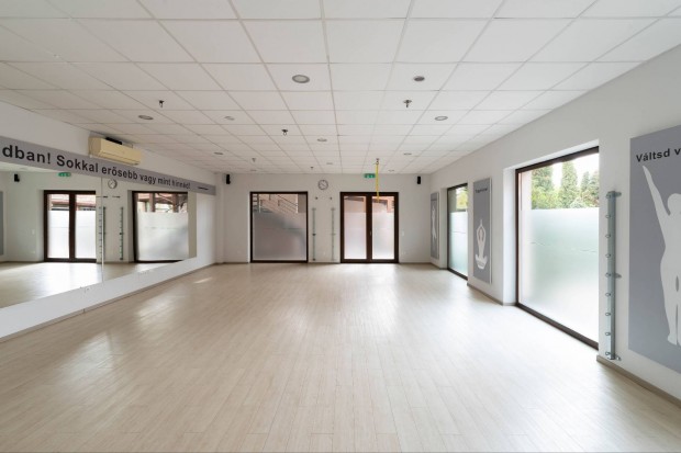 Klnleges, sokoldal komplexum