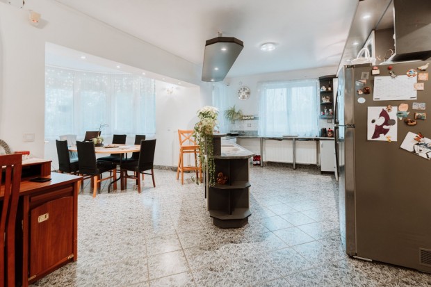 K�l�nleges otthon Felcs�ton  ahol a nyugalom �s az elegancia tal�lkoz